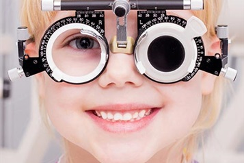 معاینات روتین چشم کودکان را جدی بگیریم