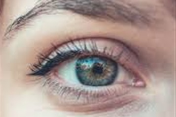 چرا زیبایی چشم ها اهمیت دارد
