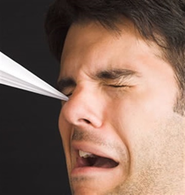 تو مدرسه مراقب چشمات باش