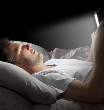 رابطه افسردگی و خوابیدن زیر نور