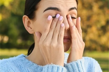 خارش چشم نشانه چیست بهترین درمان خارش چشم چیست؟