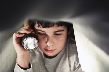 چگونه مطالعه کنیم تا چشم های مان خسته نشود