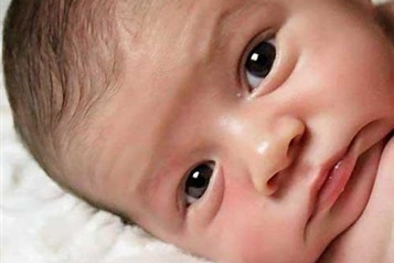 تکامل بینایی در نوزادان